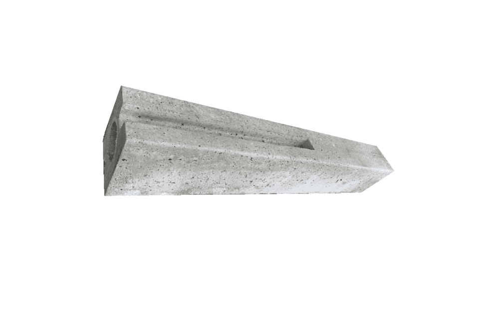 Betoneindpaal met gat diam. 80mm - rabat 40cm x L. 90cm